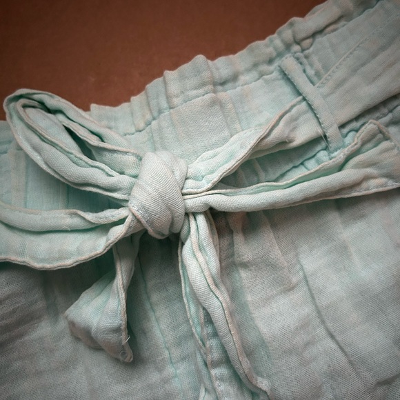 ‼️ 2 FOR $10 ‼️ Simply Southern Linen mint and pink shorts - Picture 4 of 12